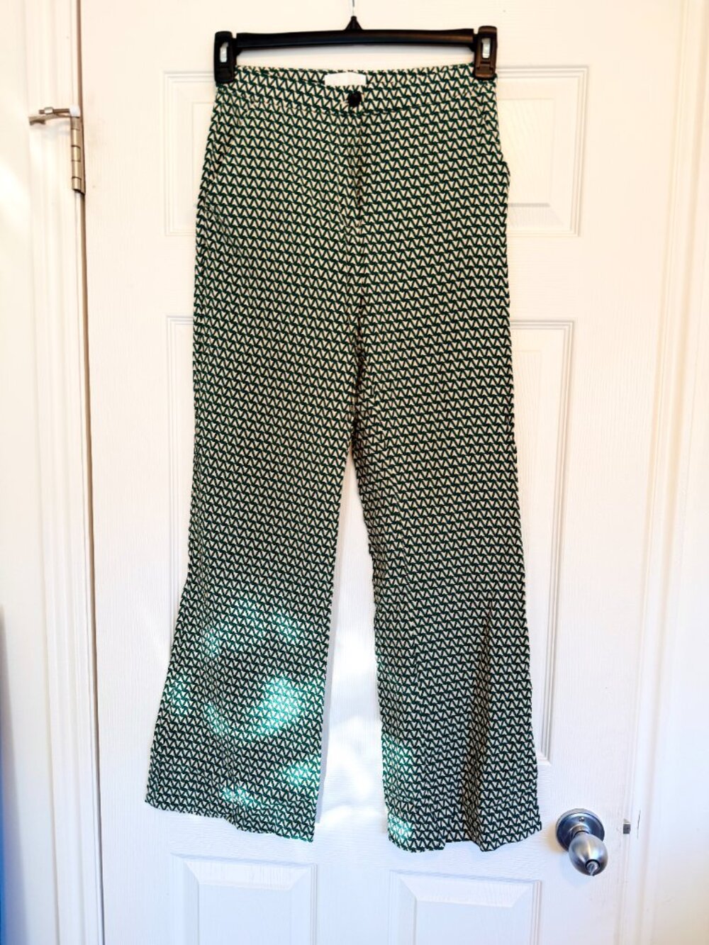 Green / Ivory Geometric Print High Rise Flare Leg Trousers Size 4
